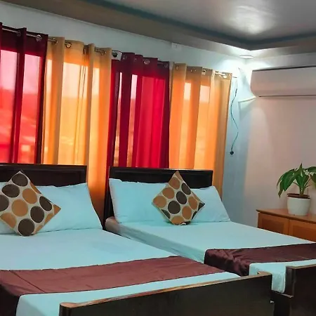 Pacifico'S Hostel